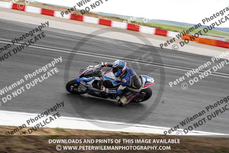 cadwell no limits trackday;cadwell park;cadwell park photographs;cadwell trackday photographs;enduro digital images;event digital images;eventdigitalimages;navarra;no limits trackdays;peter wileman photography;racing digital images;trackday digital images;trackday photos